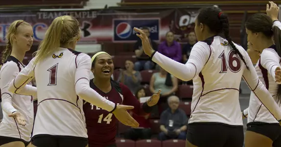 Career Highs For Matautia and Tupuola Lift Volleyball to a 3-2 Win at Saint Louis Image