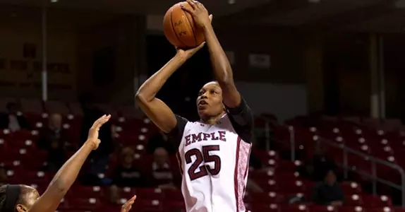 Women’s Basketball Falls 59-55 at Butler Despite a Big Night for Victoria Macaulay Image
