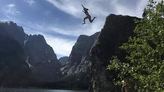 Chloe Johnson cliff jumping
