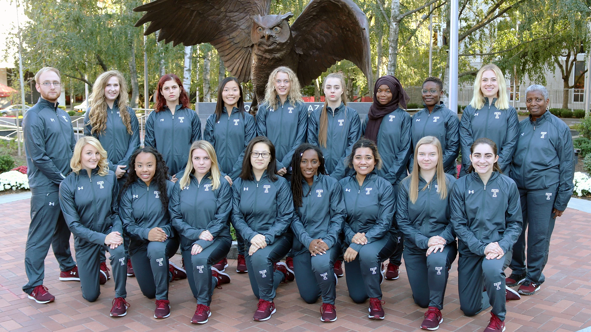 Fencing team photo