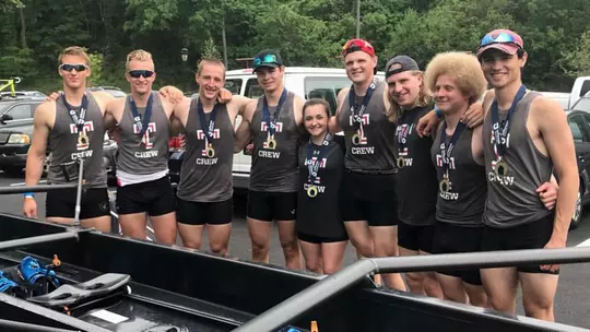 Temple Crew Novice Eight 2018 Dad Vail