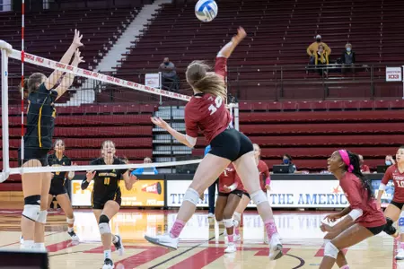 Miray Bolukbasi vs Wichita State 11.9.21