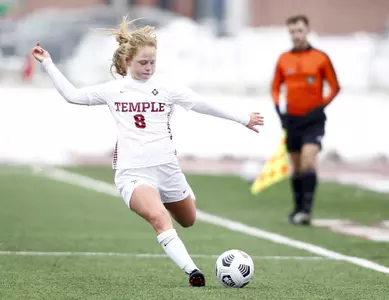 Lexy Endres Action Shot