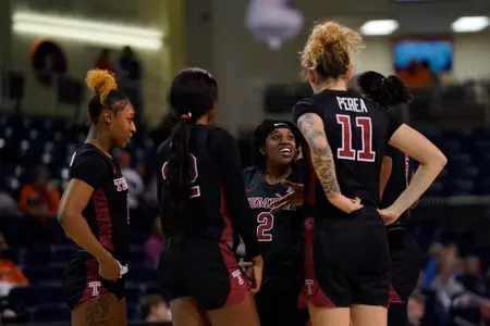 WBB Team Huddle