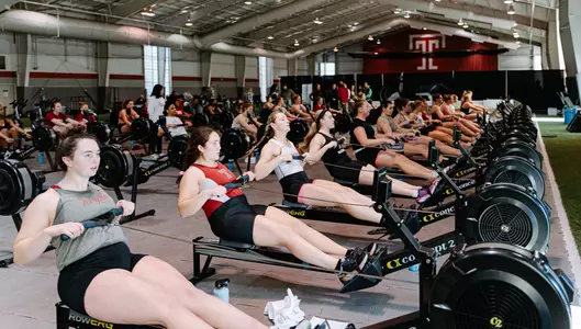 Rowing team picture 2023
