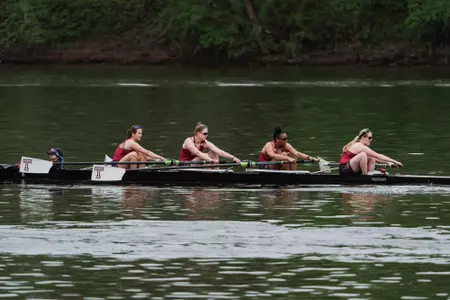 Women's Rowing at Kelly Cup