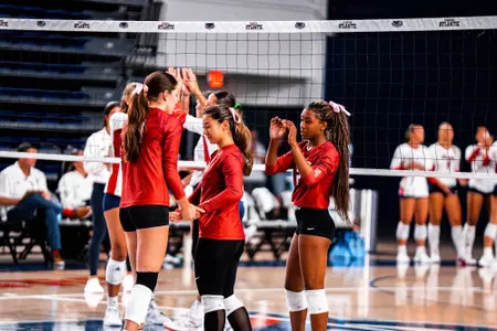 Vs FAU