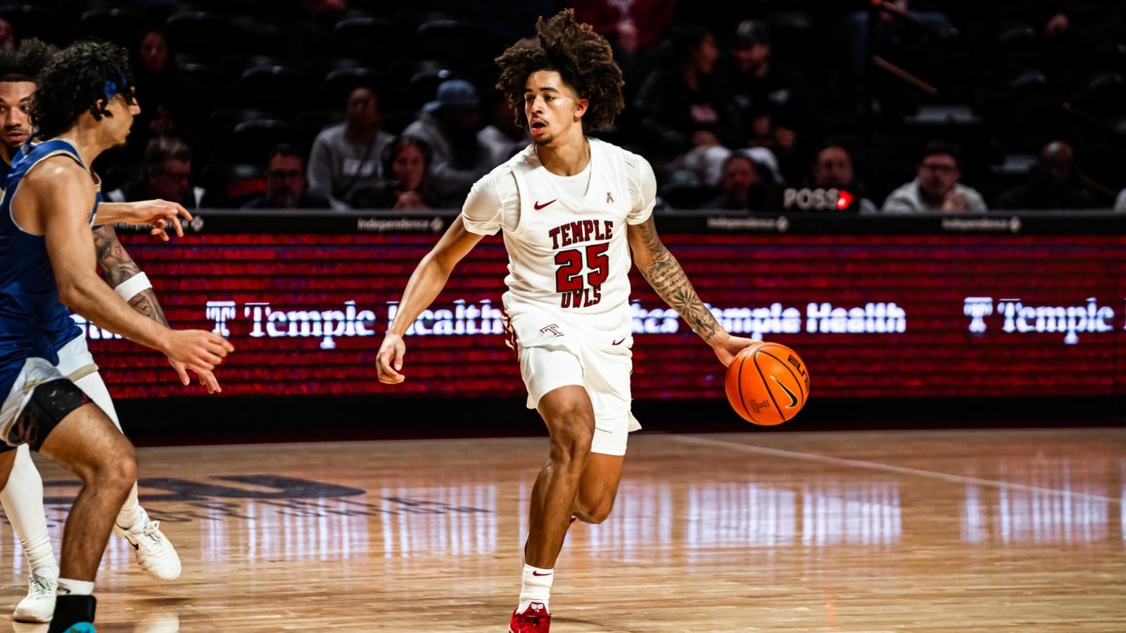 Jordan Riley Temple Owls Handle Georgian Court - Temple
