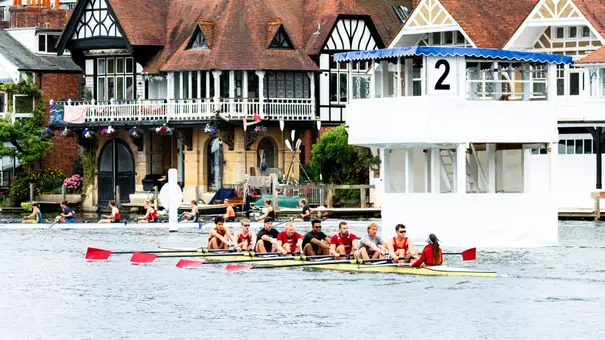 Henley 8+