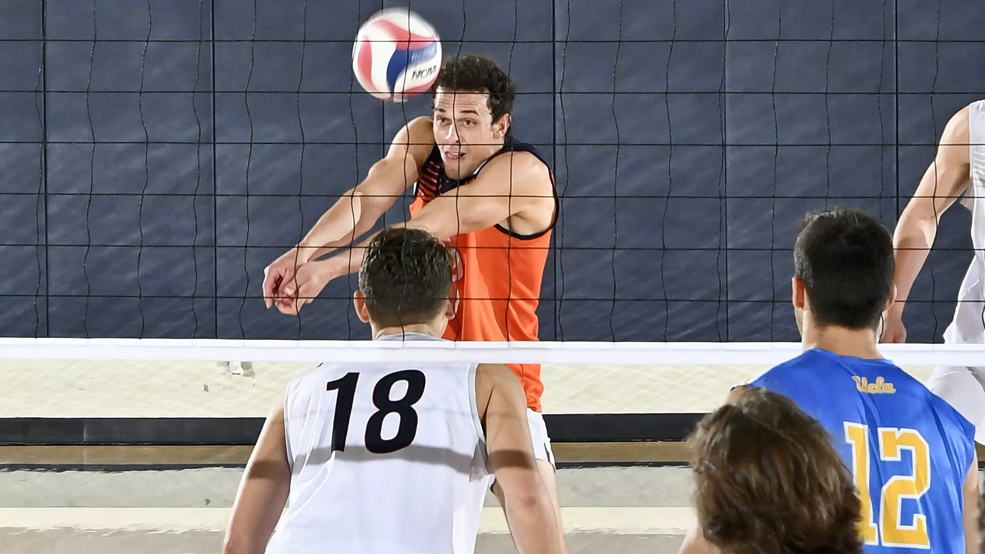 Noah Dyer vs. UCLA