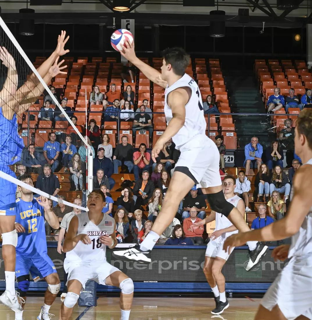 Max Chamberlain vs. UCLA