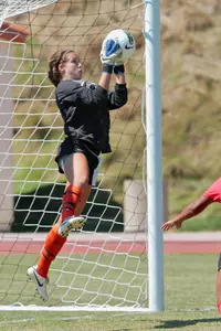 Hannah Seabert recorded nine saves on a busy night vs. No. 25 BYU