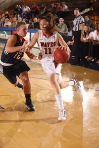 Ea Shoushtari led the way for the Waves with 13 points and six rebounds