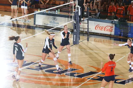 Samantha Cash & Becca Strehlow