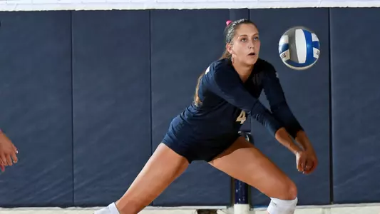 Heidi Dyer (4) (Photo by Martin A. Folb