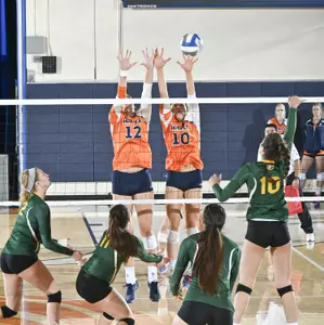 Tarah Wylie (12) and Gaby Palmeri (10) (Photo by Martin A. Folb)