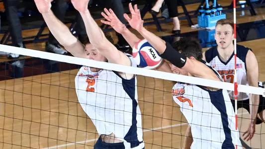 Noah Dyer (5), Mitchell Penning (2) (Photo by Martin A. Folb