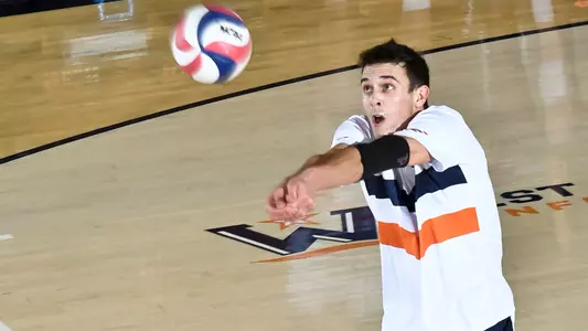 Noah Dyer (5) (Photo by Martin A. Folb