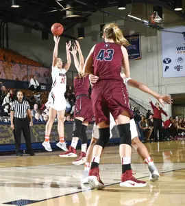 Allie Green (photo by Martin Folb)