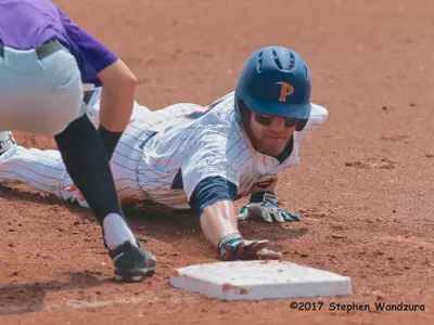 Aaron Barnett (photo by Stephen Wandzura)