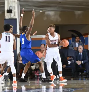 Kameron Edwards (Martin A. Folb photo)