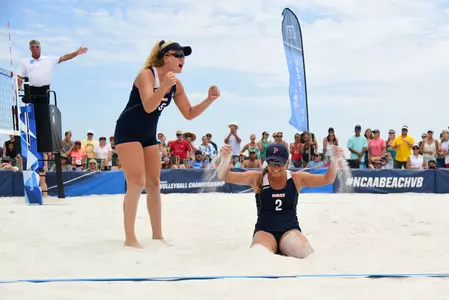 Alexis Filippone (15), Skylar Caputo (2) vs. USC (NCAA Photos)