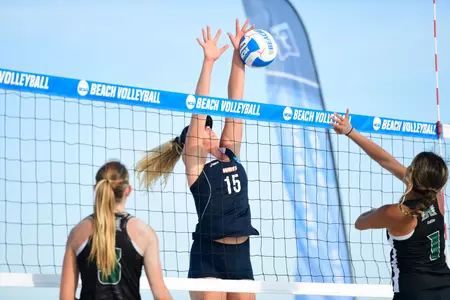 Alexis Filippone (15) vs. Hawai'i (NCAA Photos