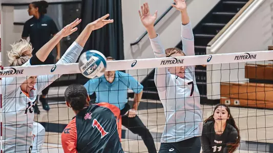 Rachel Ahrens, Alli O'Harra