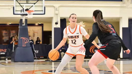 Marly Walls vs. LMU