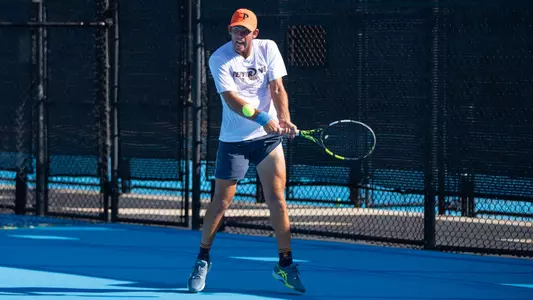 Photos Photiades vs. Louisville