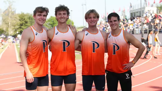 4x400 Ryan Hemphill, Ryan Fabian, Spencer Mueller and William Watkins