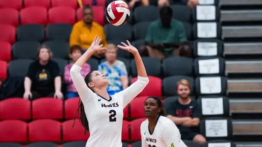 Isabel Zelaya and Vanessa Polk