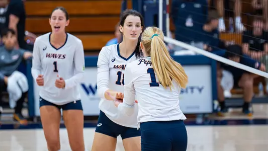 Ella Piskorz vs. Pacific