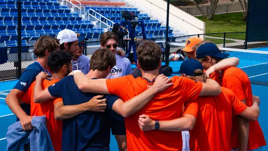 MTEN huddle vs. Harvard