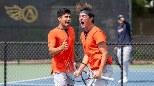 Chris Papa and Maxi Homberg vs. USD