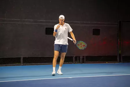 Lasse Poertner vs. Columbia