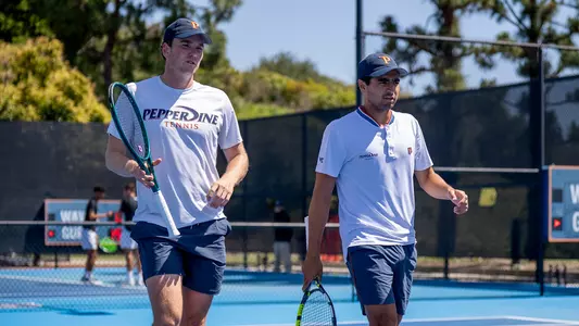 Linus Carlsson Halldin and Chris Papa vs. Pacific