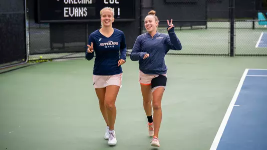 Anastasiia Grechkina and Liam Oved vs. San Diego