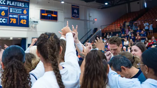 Wbb Huddle