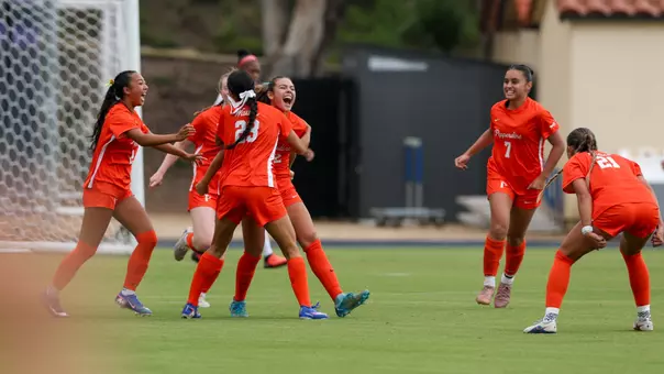 Julia Goal Celly AZ