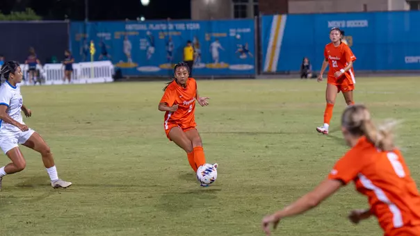 Ari UCLA WSOC
