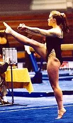 Lisa Fronhofer earns a score of 9.90 in the floor exercise at the 2000 EAGL Championship.