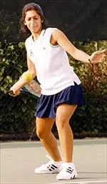 Junior Dana Jafarian won three matches this weekend.