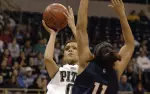 Mallorie Winn hit the game-winning jumper as time expired to lead Pitt to a 64-63 win over host Cincinnati.