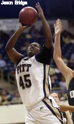 Senior center Marcedes Walker