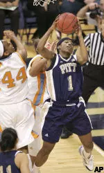 Shavonte Zellous led Pittsburgh with 11 points.