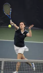 Gabi Catanzariti improved to 3-0 in singles play this year