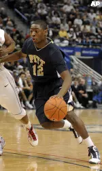 Ashton Gibbs had 25 points.