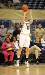 Abby Dowd had nine points in a loss to Rutgers.