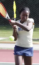 Sophomore Lolade Ogungbesan
